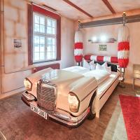 V8 HOTEL Classic Motorworld Region Stuttgart, отель в Бёблингене