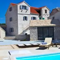 Villa Komelo, hotel en Škrip