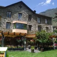 Hostal Vall D'Aneu by Arcas & Sambola, hotel v mestu Esterri d'Àneu