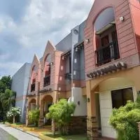 Talisay में, होटल Manora Apartment