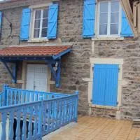 Le Perréon में, होटल Maison LES BLEUETS