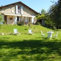 Chambres d'hôtes Al Camp d'Espalougues, хотел в Ur