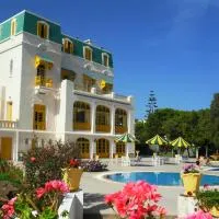 Hôtel LES MIMOSAS TABARKA, ξενοδοχείο σε Ταμπάρκα