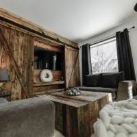 Le Vanilee - Les Chalets Spa Canada, hotel u gradu La Malbe