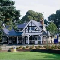 The Lodge At Meyrick Park, hotel in Bournemouth