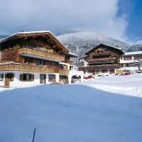 Hotel Silvapina, ξενοδοχείο στο Klosters