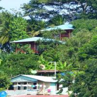 Casa Basti-Hill, hotel in Bocas Town