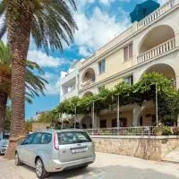 Apartments Pansion Franka, hótel í Brist