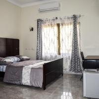 3A's Guest House, hotell sihtkohas Akosombo