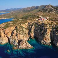 Faro Capo Spartivento, hotel en Chia