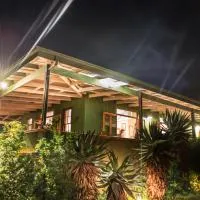 Three Tree Hill Lodge, hotel v mestu Bergville