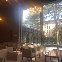 じらごんの富士の館、鳴沢村のホテル