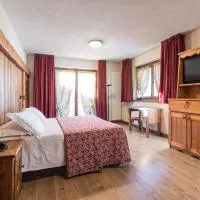 Limone Palace Aparthotel、リモーネ・ピエモンテのホテル