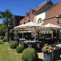 Hotel Restaurant De Kommel, hotel u gradu Vuren