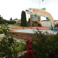 Big Trout Motel, hotel i Oberon