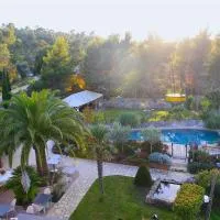 Hôtel Eze Hermitage: Éze şehrinde bir otel