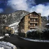 Hotel La Planada: Ordino şehrinde bir otel