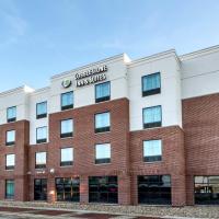 Cobblestone Inn & Suites - Waverly, hotel in Waverly
