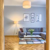 Spacious And Bright Apartment Dusni 13, hotel in Josefov, Prague