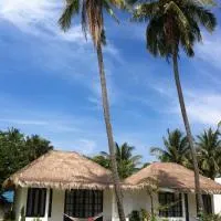 Laemsing Whitehouse Resort، فندق في ليم سينغ
