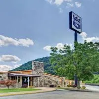 Knights Inn Charleston West Virginia, hotel u gradu Čarlston