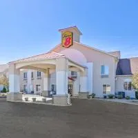 Super 8 by Wyndham Cloverdale IN, hotel v destinácii Cloverdale