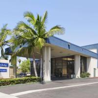 Travelodge Inn & Suites by Wyndham Anaheim on Disneyland Dr, hotel in Anaheim