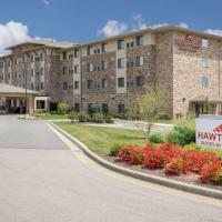 Hawthorn Suites by Wyndham Bridgeport, hotel near North Central West Virginia - CKB, Bridgeport