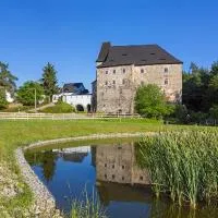 Hrad Vildstejn, отель в Скальне