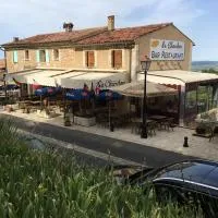 Le Chardon 1, hotel en Baudinard