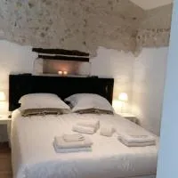 Les chambres de la grange, hotel in Cherval