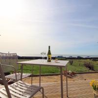 Pebbles Beach House, hotel in Seaford