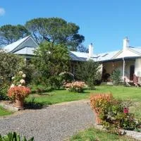 The Old School Bed and Breakfast, hotel a Wolumla South