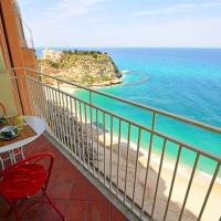 Isola Bella Sea-view Apartment, hotel em Tropea