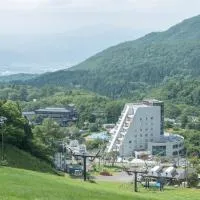 Takamiya Hotel Rurikura Resort, hotel di Zao Onsen