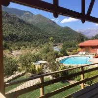 Los Quenes River Lodge, hotel a Los Queñes
