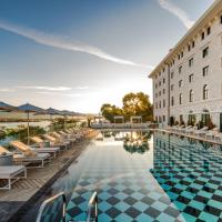 Hotel Brown Beach House & Spa: Trogir şehrinde bir otel