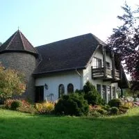 Hotel Tannenhof, hotel u gradu Laubach