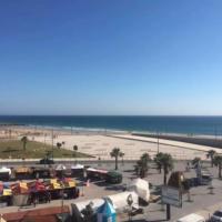 Charming Apartment With Sea View Near Lisbon、コスタ・ダ・カパリカのホテル