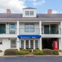 Baymont by Wyndham Waycross, hotel di Waycross