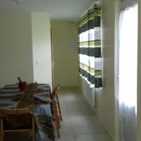 Gite de la forêt, hotel i Les Hogues
