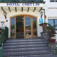 Hotel Cortijo, hótel í Laredo