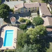 Le Mas des Quintrands Manosque - Motel de charme, hotel din Manosque