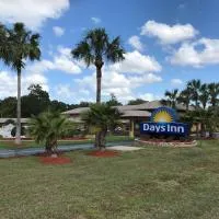 Blue Spring Inn Orange City: Orange City şehrinde bir otel