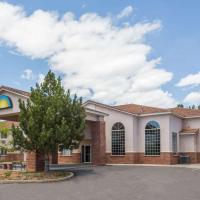 Days Inn by Wyndham Capitol Reef，托里的飯店