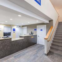 Days Inn by Wyndham Hays, hotel near Hays Regional Airport - HYS, Hays