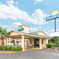 Days Inn by Wyndham Snyder, hotel em Snyder