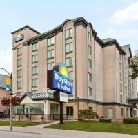 Days Inn & Suites - Niagara Falls, Centre St., By the Falls، فندق في شلالات نياجارا