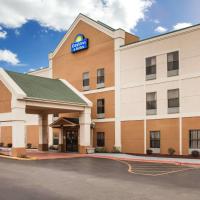 Days Inn & Suites by Wyndham Harvey / Chicago Southland, Hotel in Harvey County