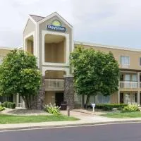 Days Inn by Wyndham Florence Cincinnati Area, hótel í Florence